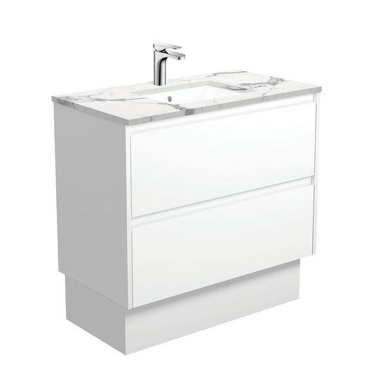 Sarah Calacatta Undermount, Amato 900, Matte White, Vanity on Kick