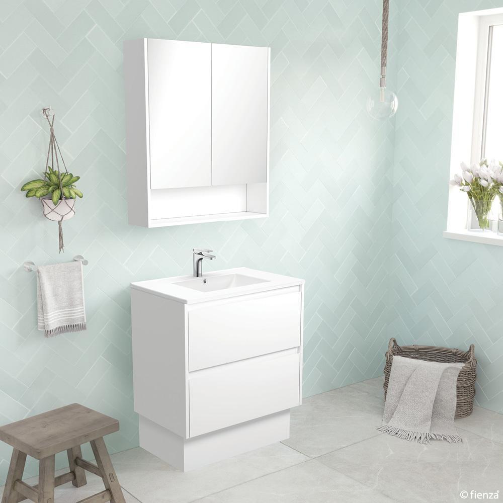 Dolce Amato 750, Matte White, Vanity on Kick