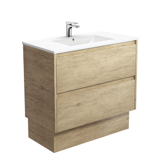 Dolce Amato 900, Scandi Oak, Vanity on Kick